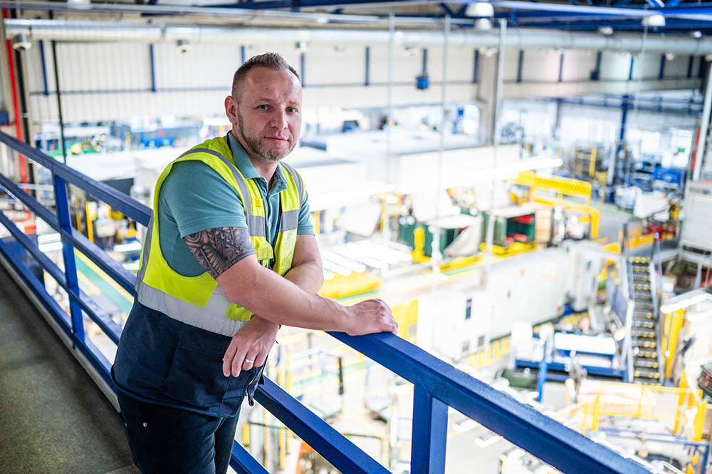 Výroba v závodě Saint-Gobain Sekurit